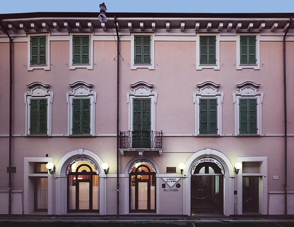 Hotel Ristorante Ala d'Oro - Main view