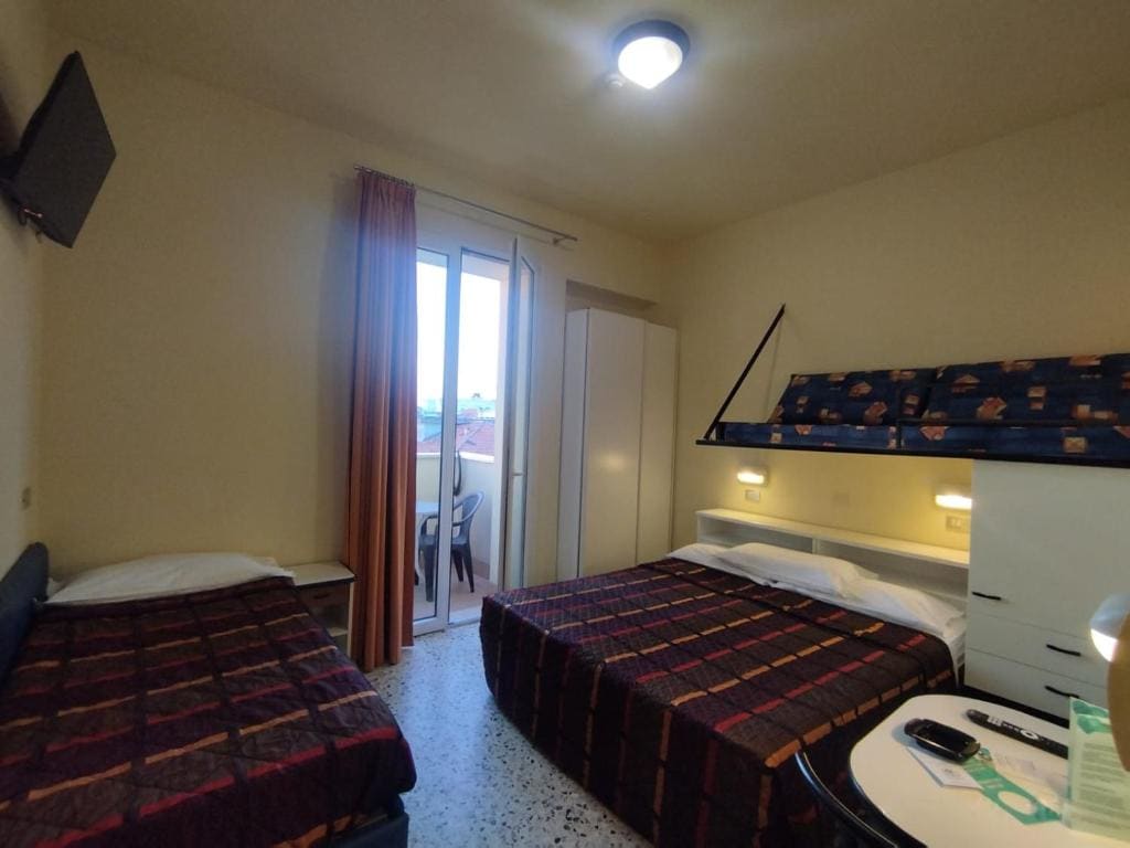 Hotel Alaska - Main view