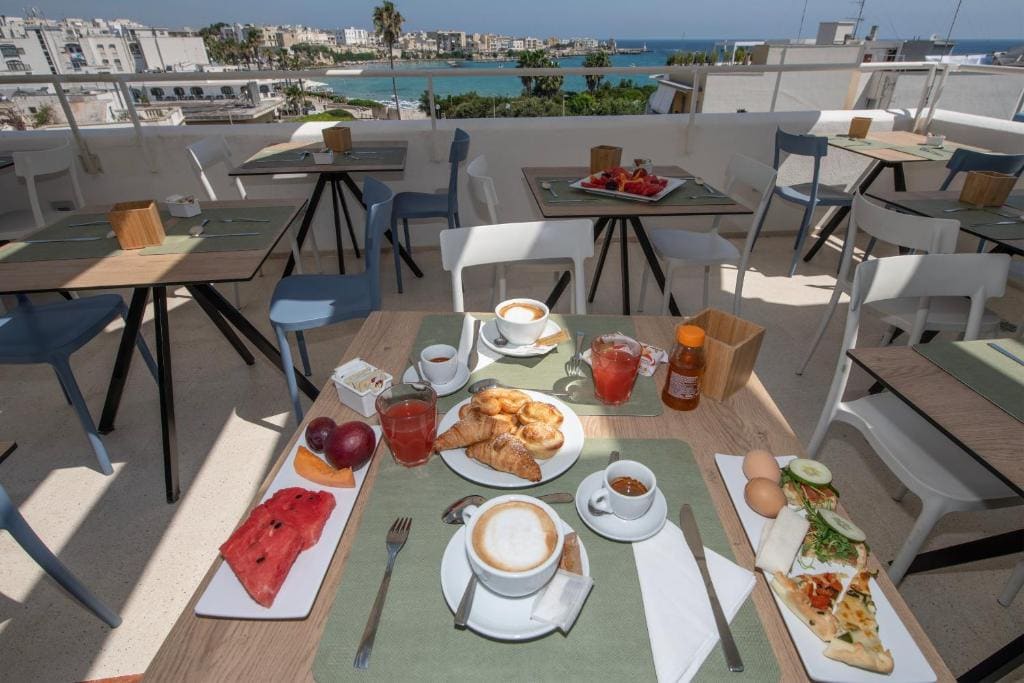Hotel Albània - View 2