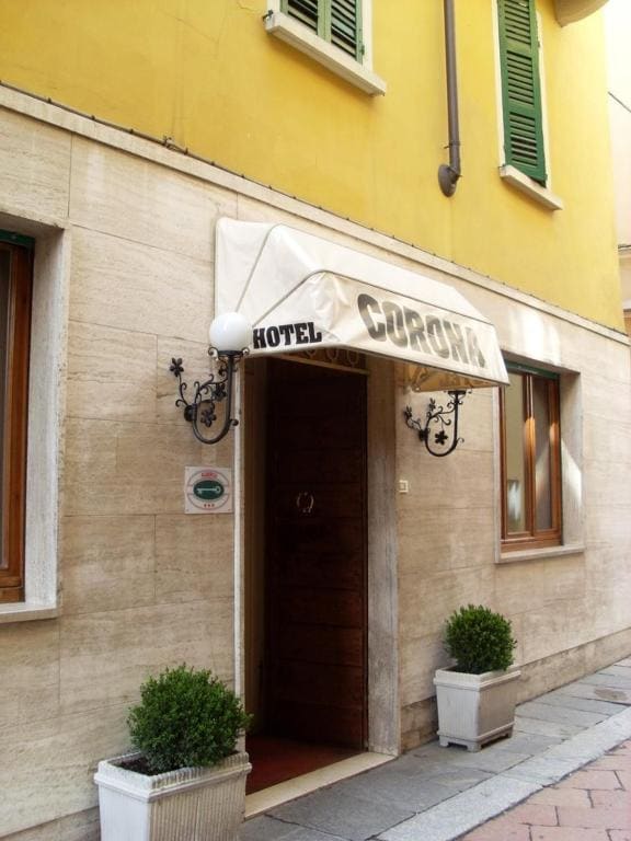 Albergo Corona - Main view