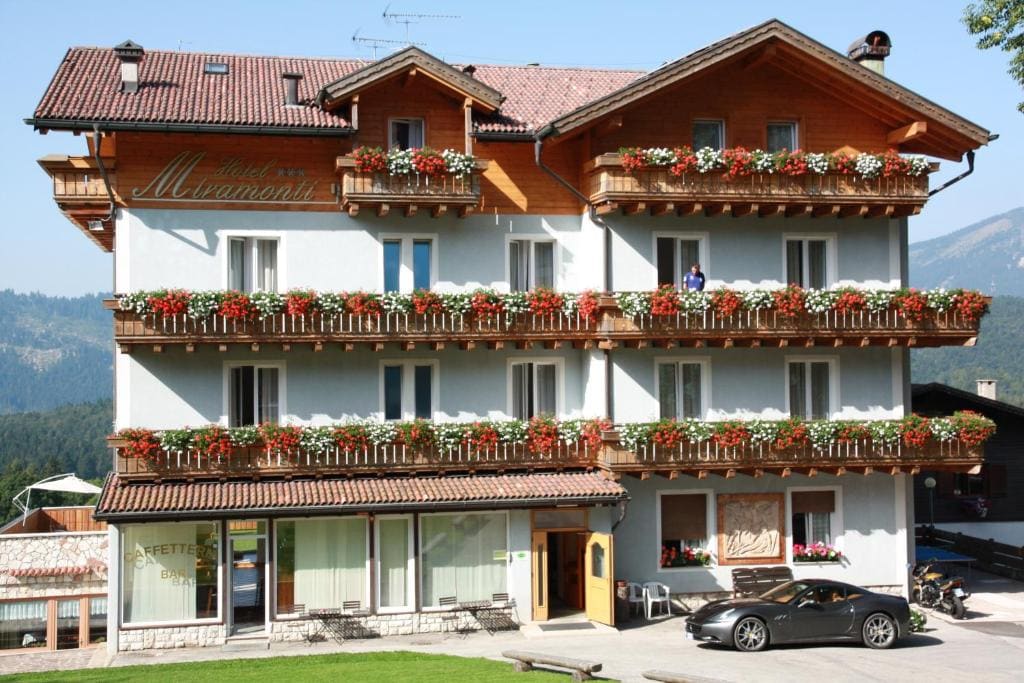 Albergo Miramonti - Main view