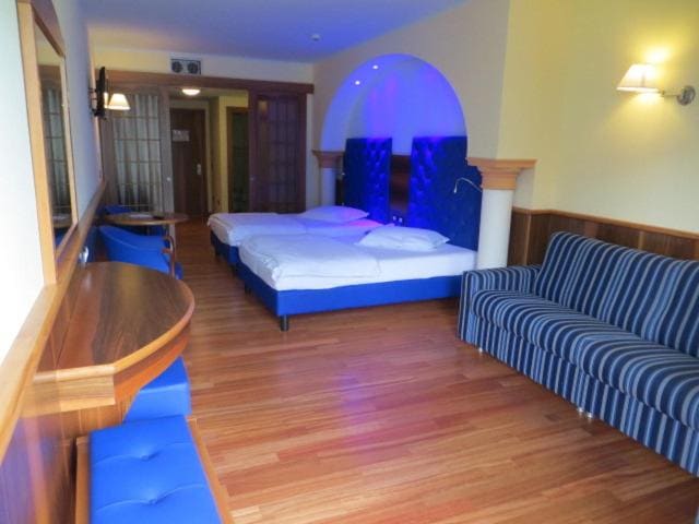 Hotel Alexander - View 3