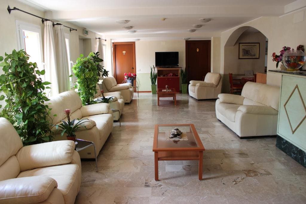 Hotel Altieri - View 3