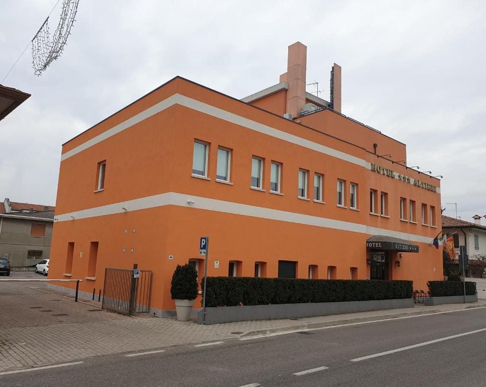 Hotel Altieri - Main view