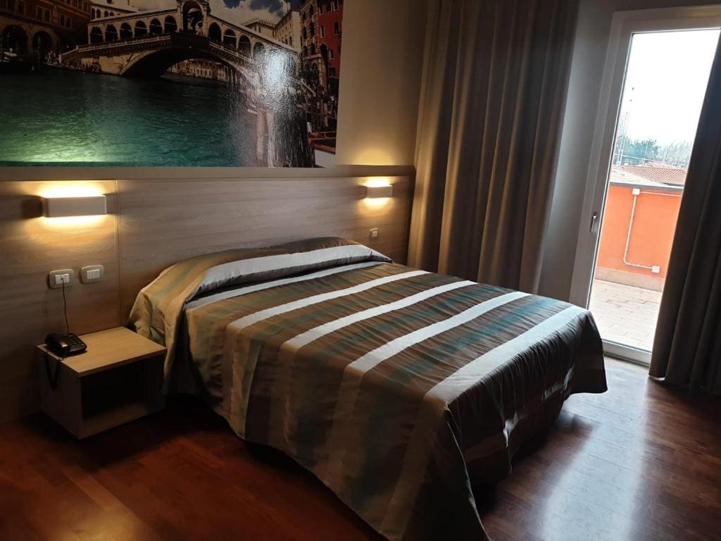 Hotel Altieri - View 2