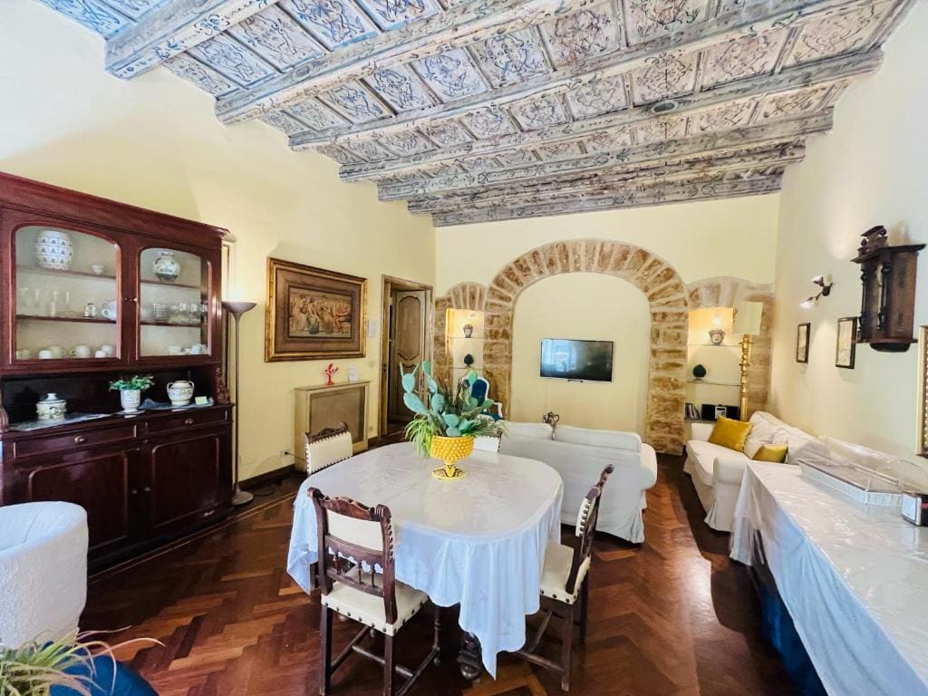Antica Palermo R&B - View 3
