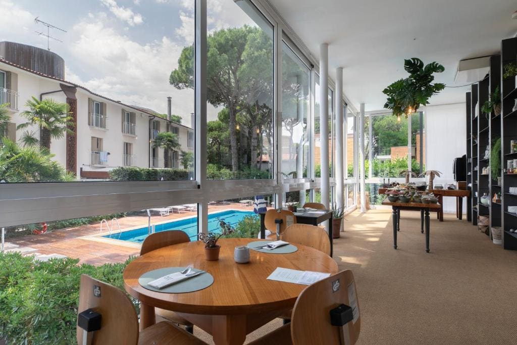 Harvey Suites Hotel & Residence - Main view