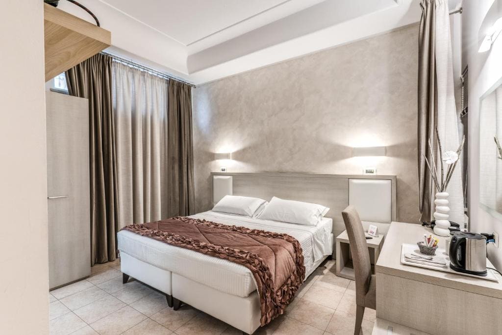 Artemisia Palace Hotel - View 2