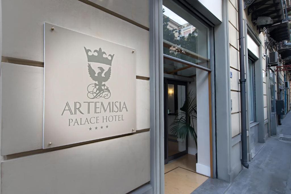 Artemisia Palace Hotel - Main view