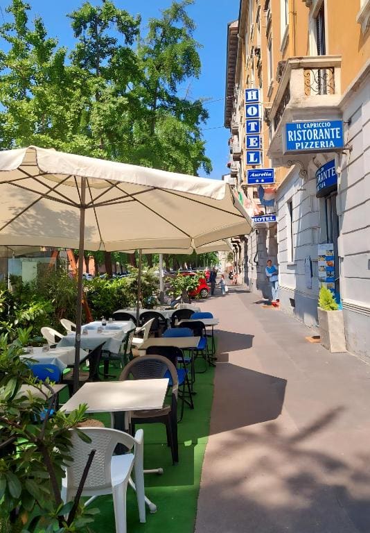 Hotel Aurelia Milano Centrale - View 3