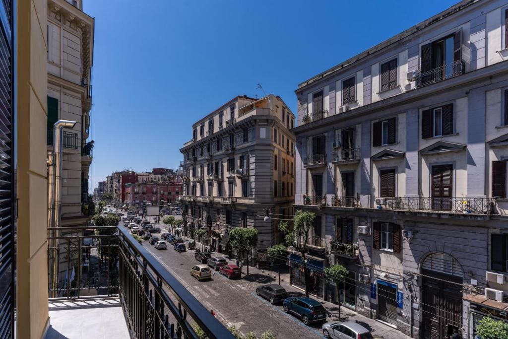 AV Rooms Napoli - View 2