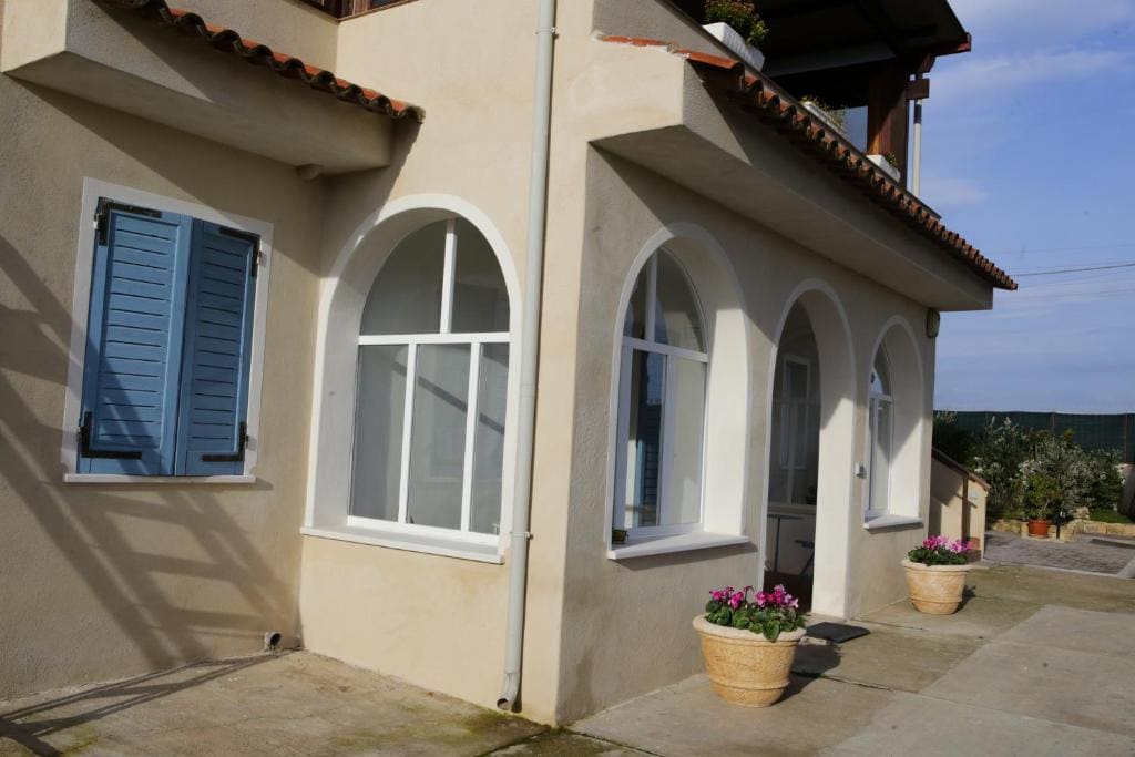 Avion B&B - View 2