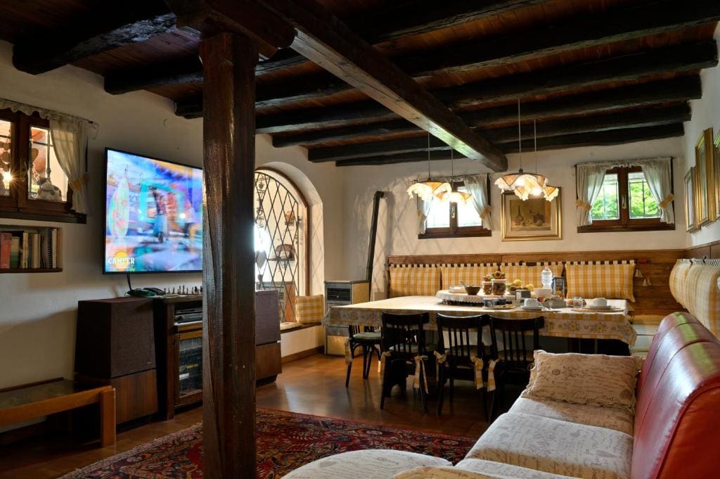 B&B Four Winds - View 3