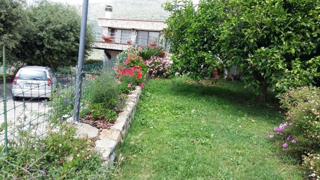 B&B La Vecchia Scuola - View 5