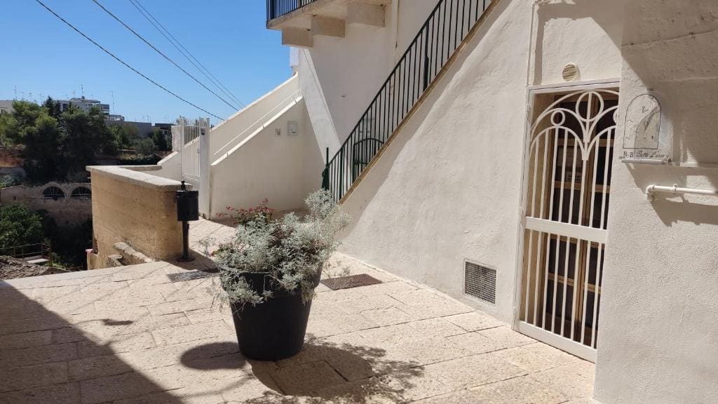 B&B Sotto l'Arco nel Cuore del Centro Storico - عرض 3