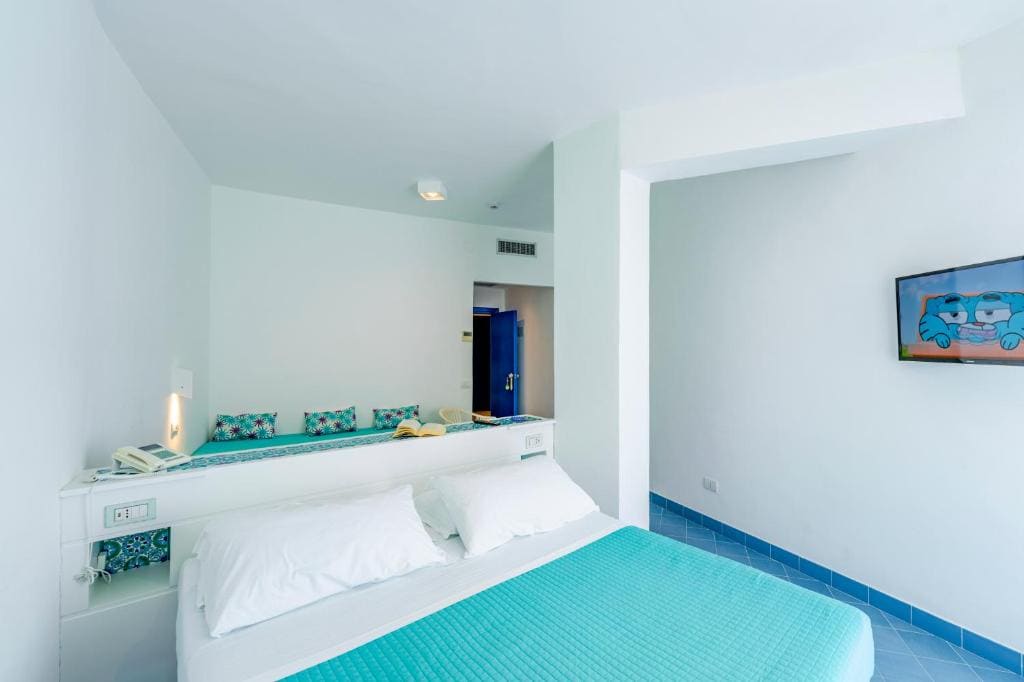 Hotel Baia Di Puolo - View 2