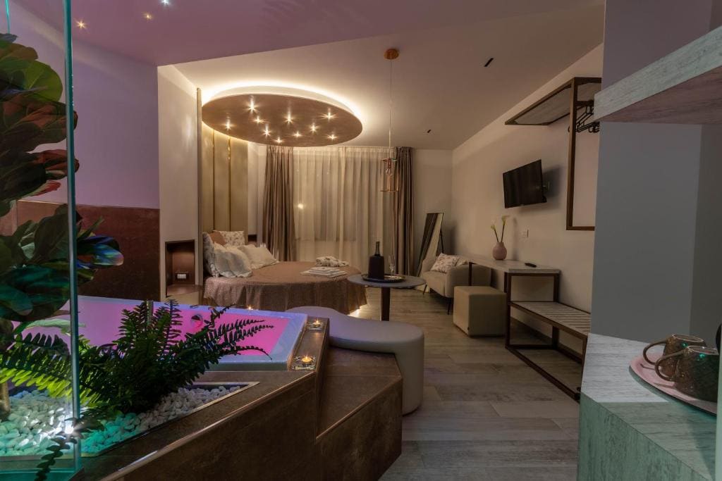 Beautiful Assisi Suite - View 2