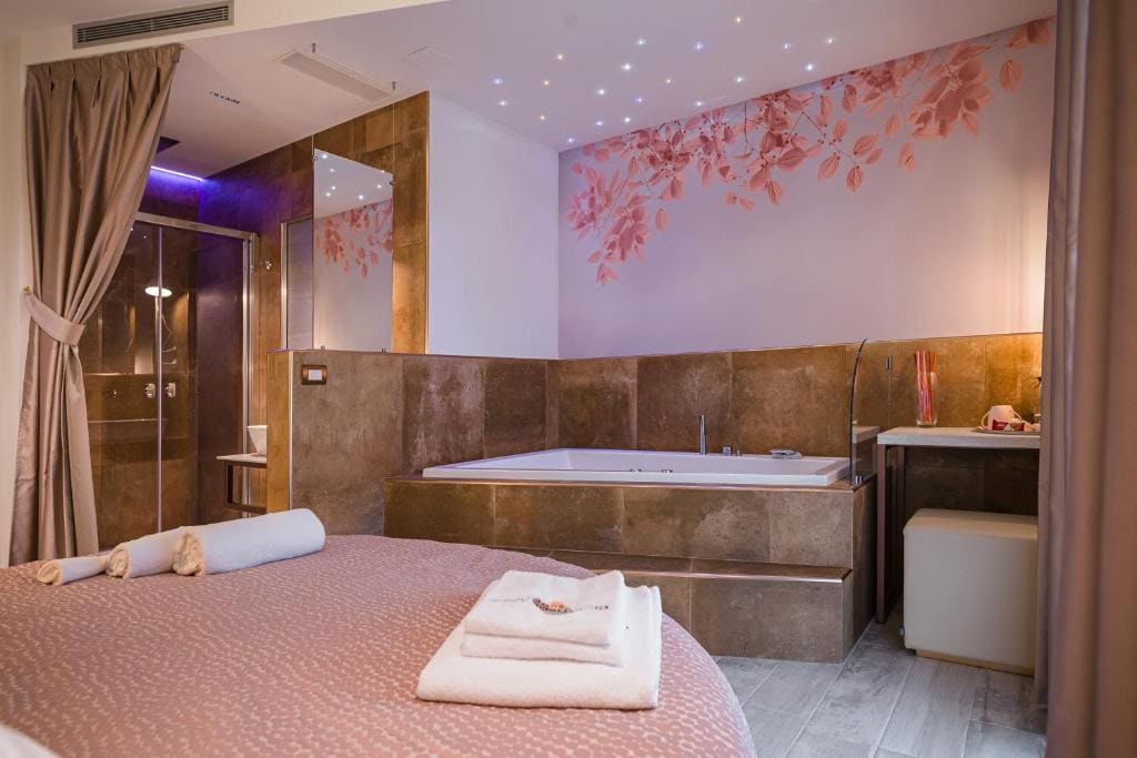 Beautiful Assisi Suite - View 3