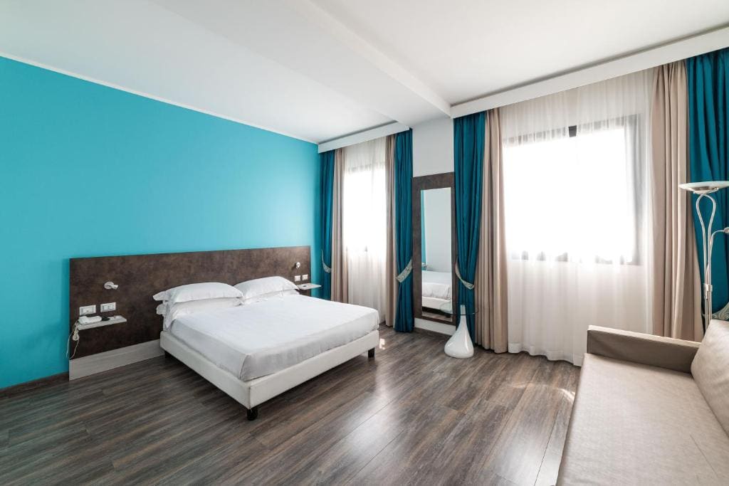 Phi Hotel Milano - View 2