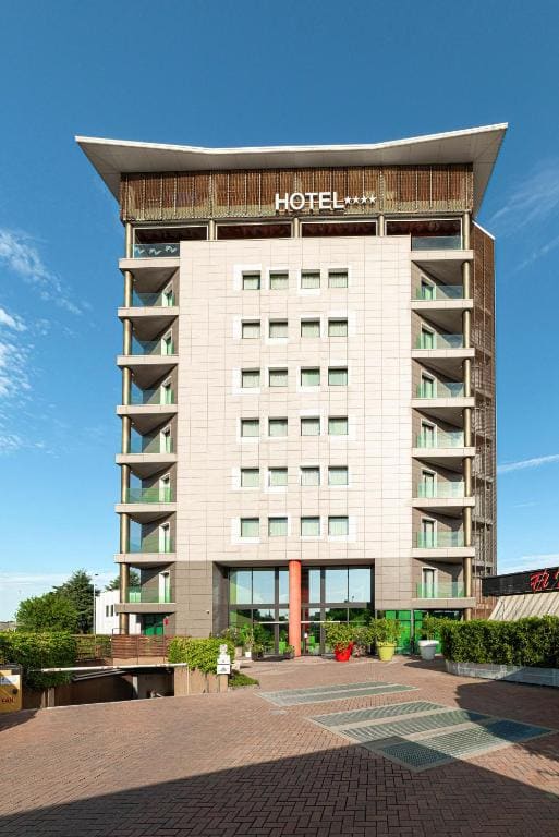 Phi Hotel Milano - Main view
