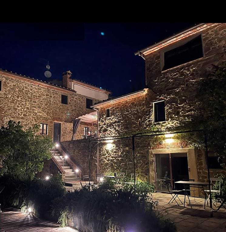 Borgo in Montalbano - Main view