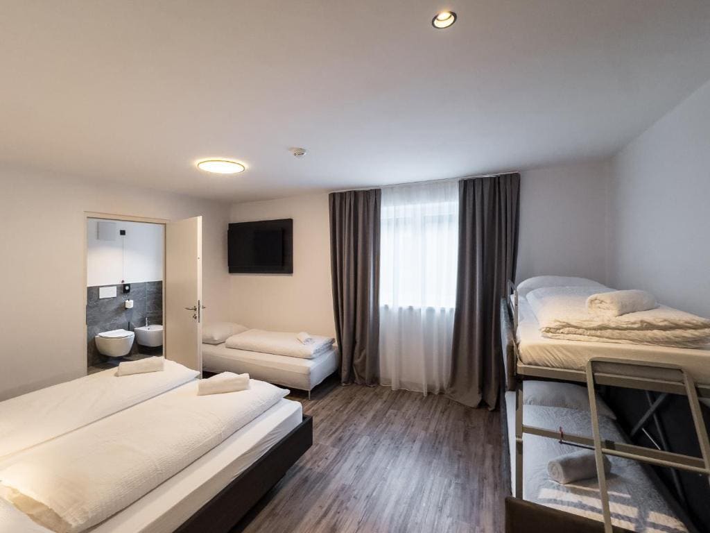 Smarthotel Brenner24 - Self Check In - View 2