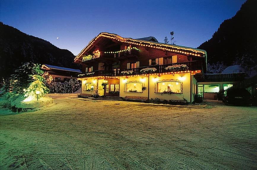 Hotel Camoscio - Main view