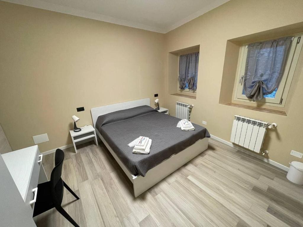 Casa Alone - View 2