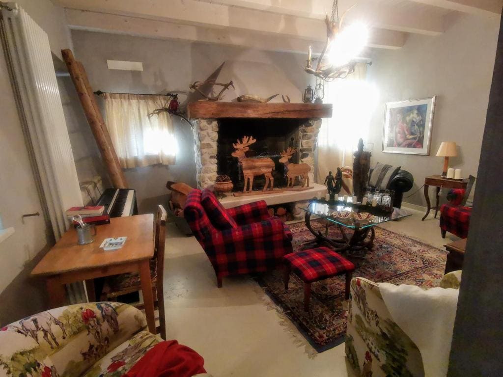 Casa Di Campagna Castello B&B - View 5