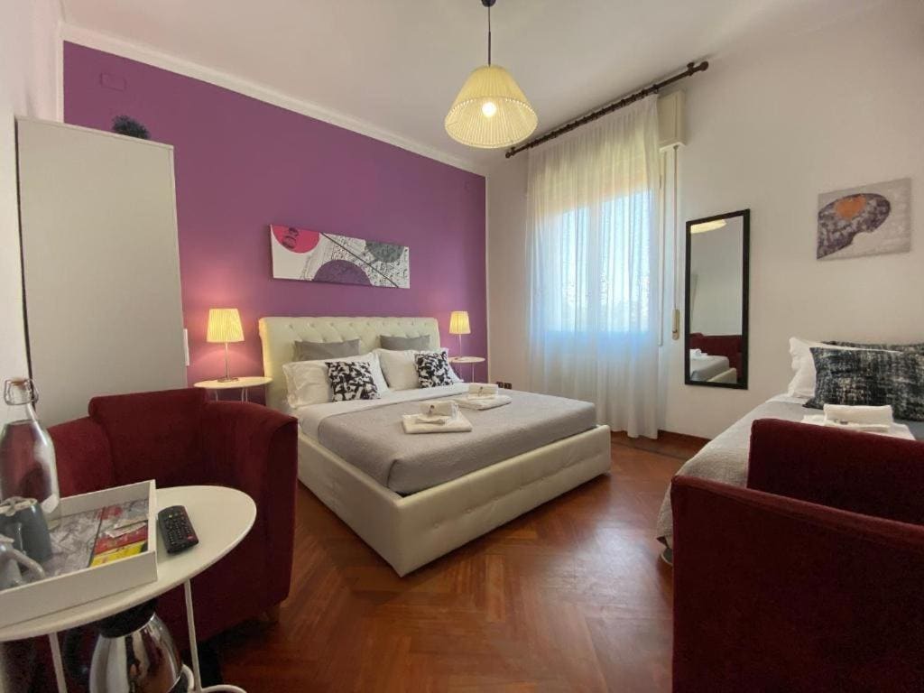 Central Suite Bed&Breakfast - View 2