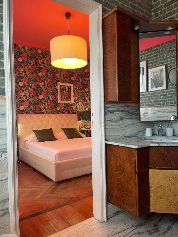 Central Suite Bed&Breakfast - View 6