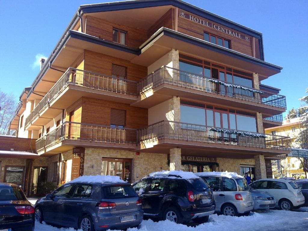 Hotel Centrale - Main view