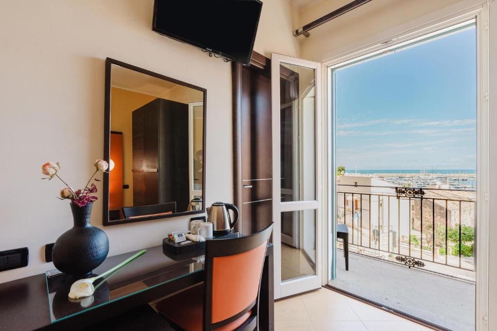Cerri Hotel - View 3