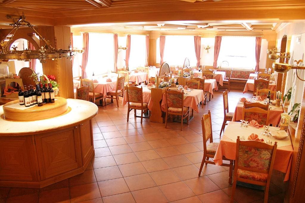 Hotel Cima Dodici - View 3