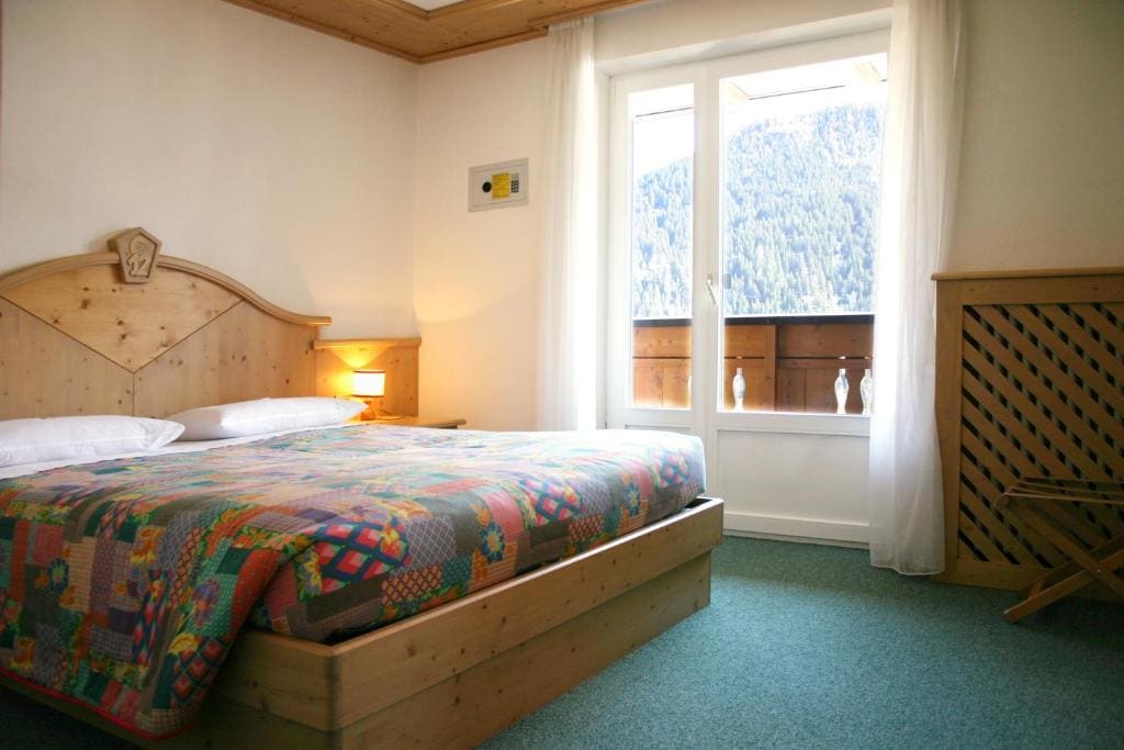 Hotel Cima Dodici - View 2