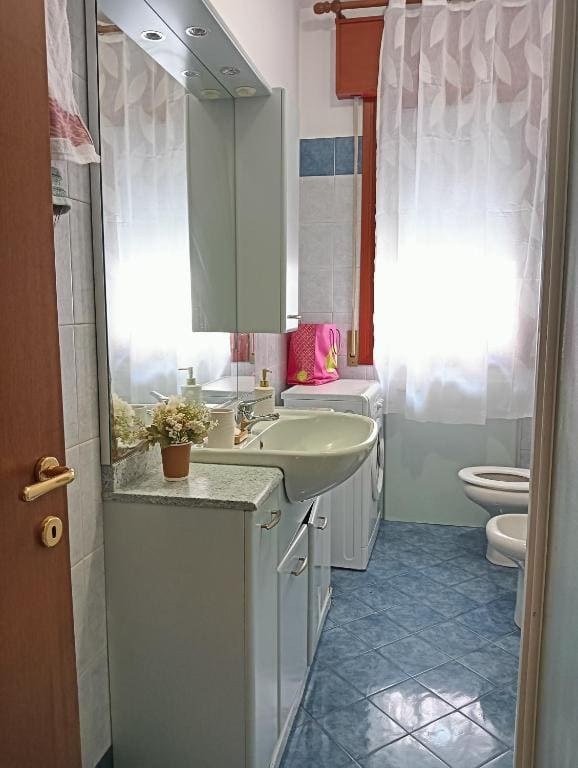 Comfort Room in Mestre - عرض 7