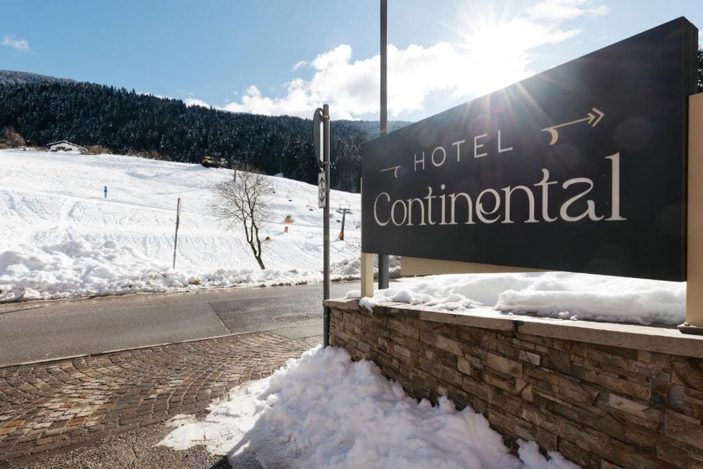 Hotel Continental - View 2