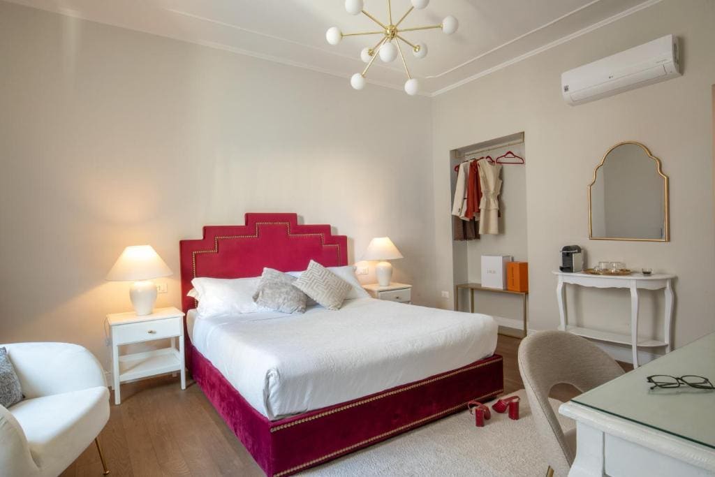 Daplace - Corso Monforte Suites - View 5