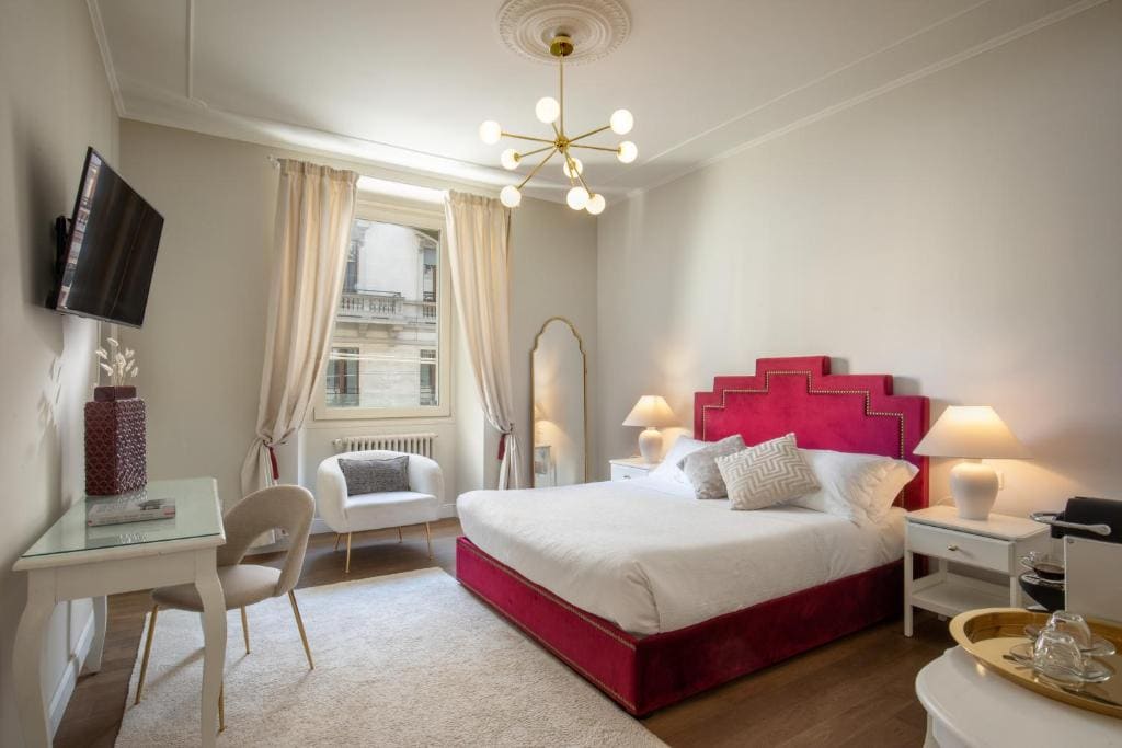 Daplace - Corso Monforte Suites - View 7
