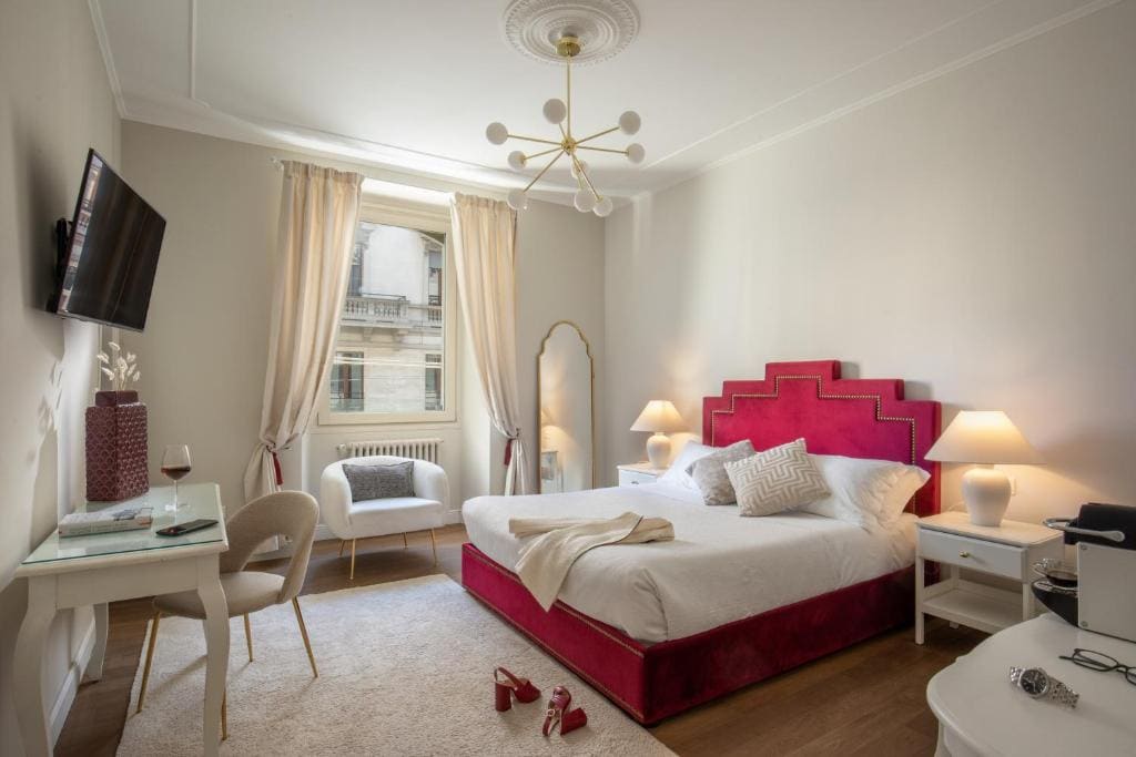 Daplace - Corso Monforte Suites - View 6