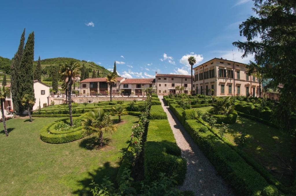Corte Spinosa - Main view