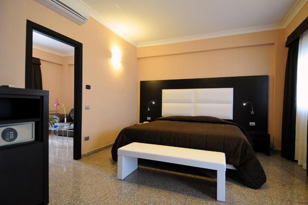 EH Suites Rome Airport Euro House Hotels - View 6