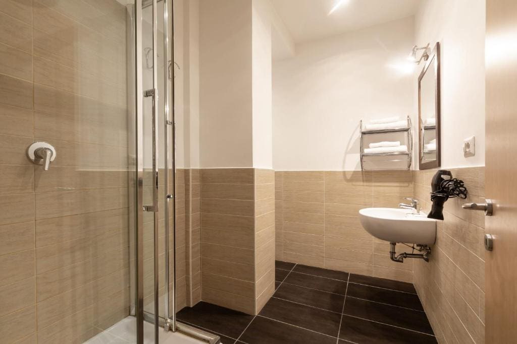 Fleming Suites by Hili - View 7