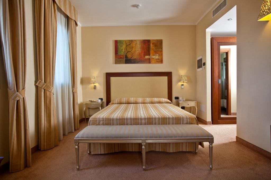 Hotel For You - View 2