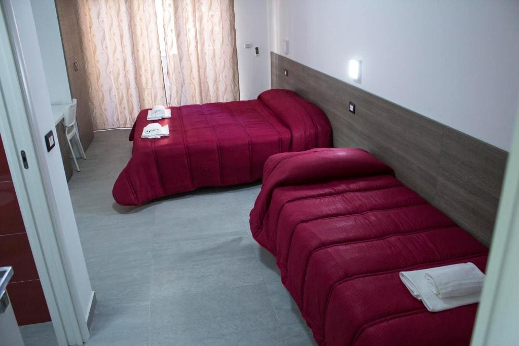 Tiburtina Royal Suites - View 3