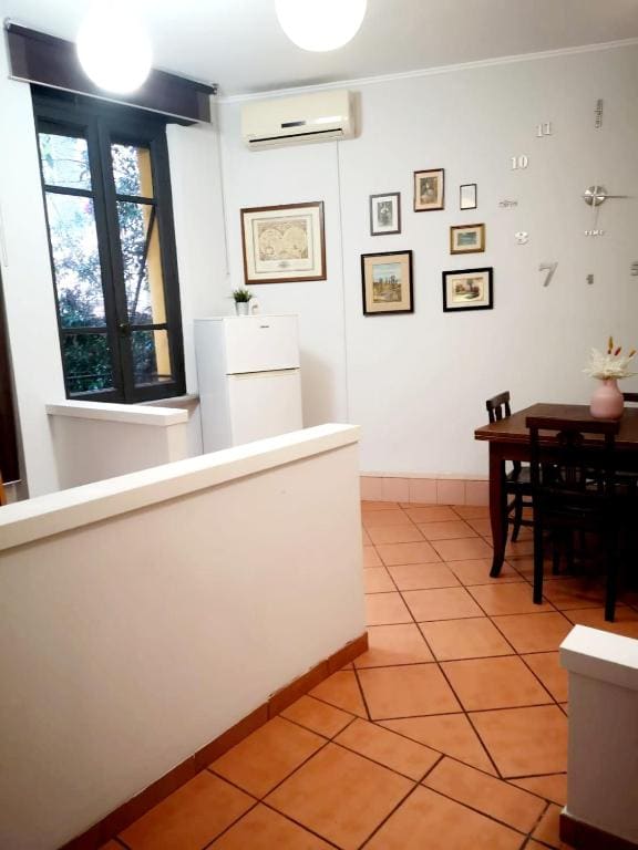 Happy House in Piazza Zama - View 3