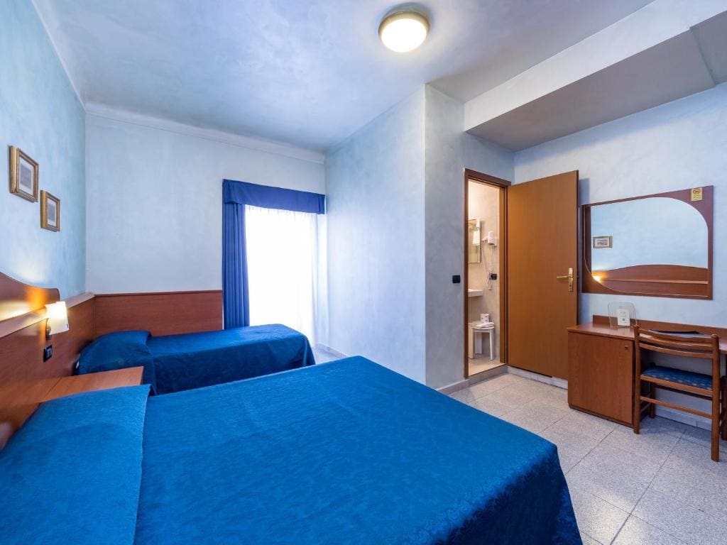 Hotel Aurora - View 7