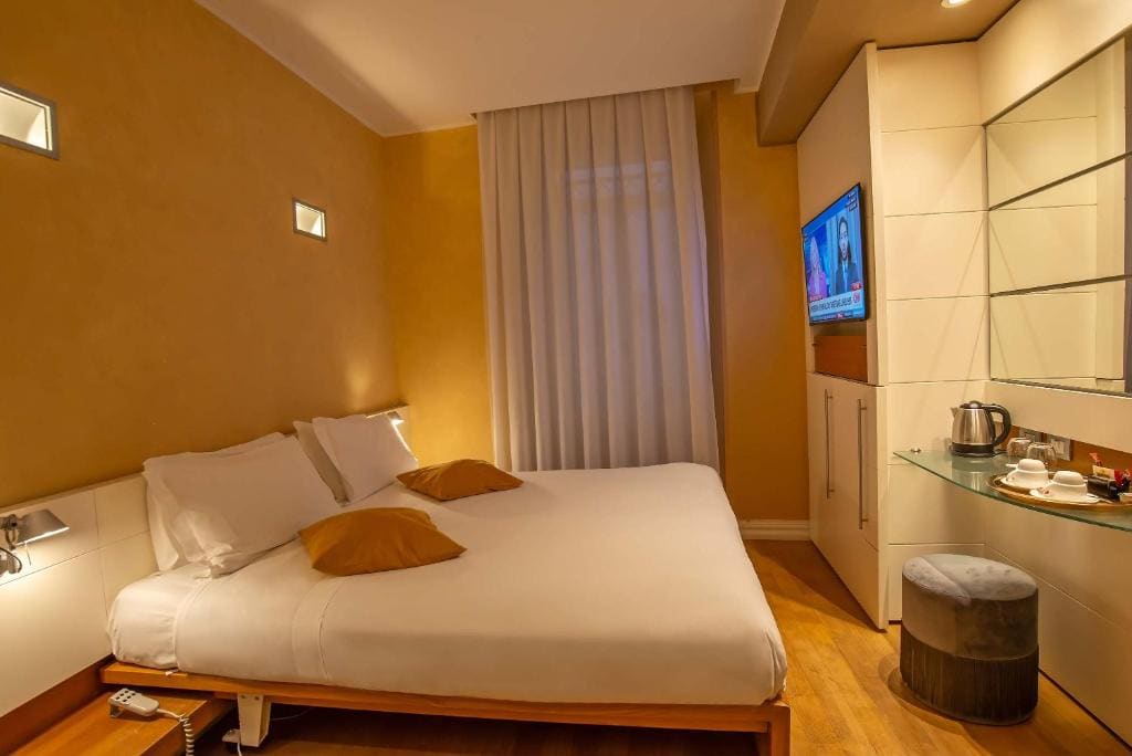Hotel White - View 7