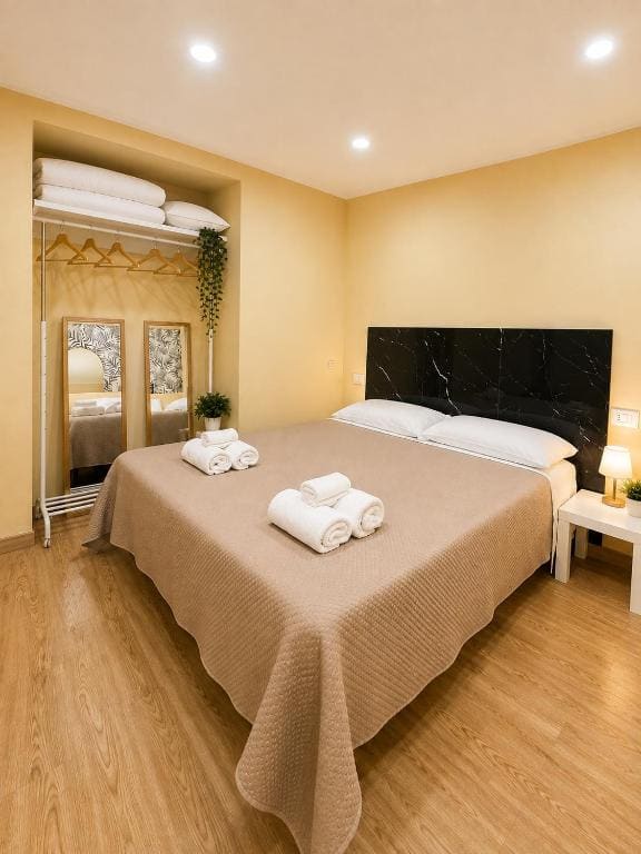 ARYA apartment and suites 2-3 - View 5