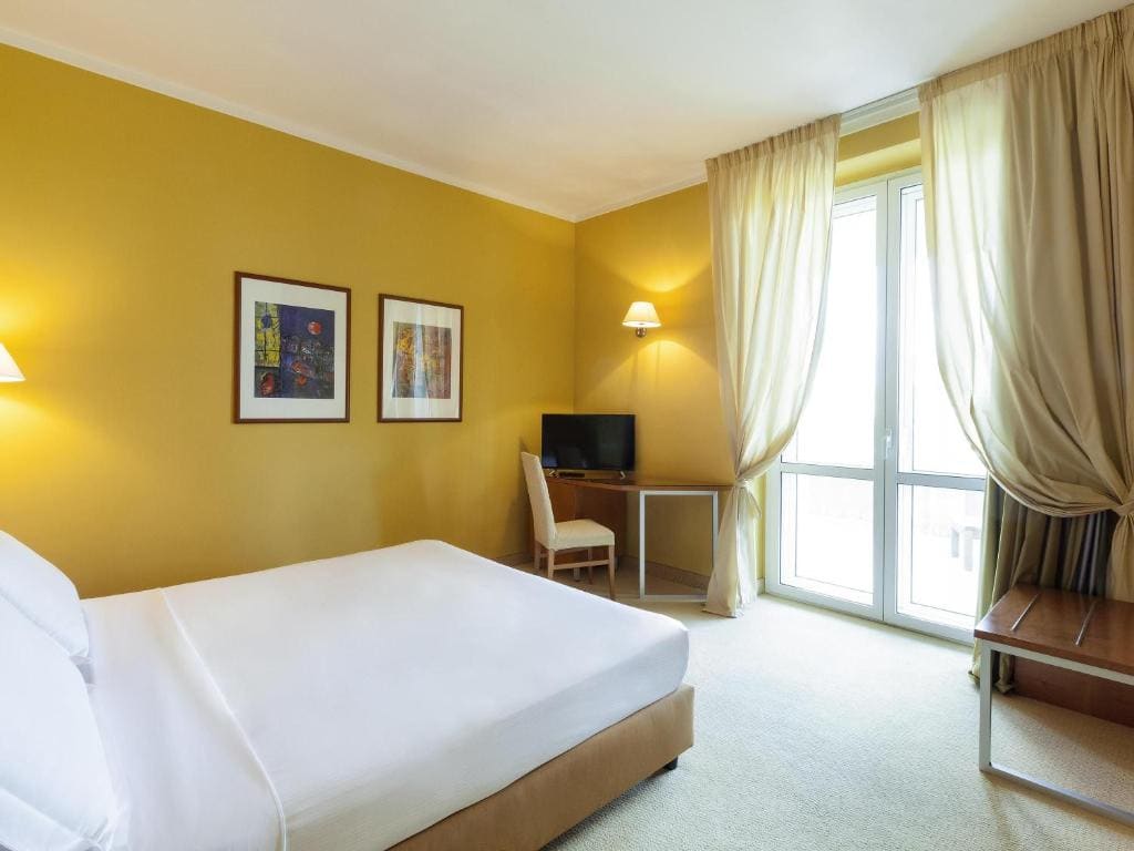 Ibis Styles Bari Giovinazzo - View 7
